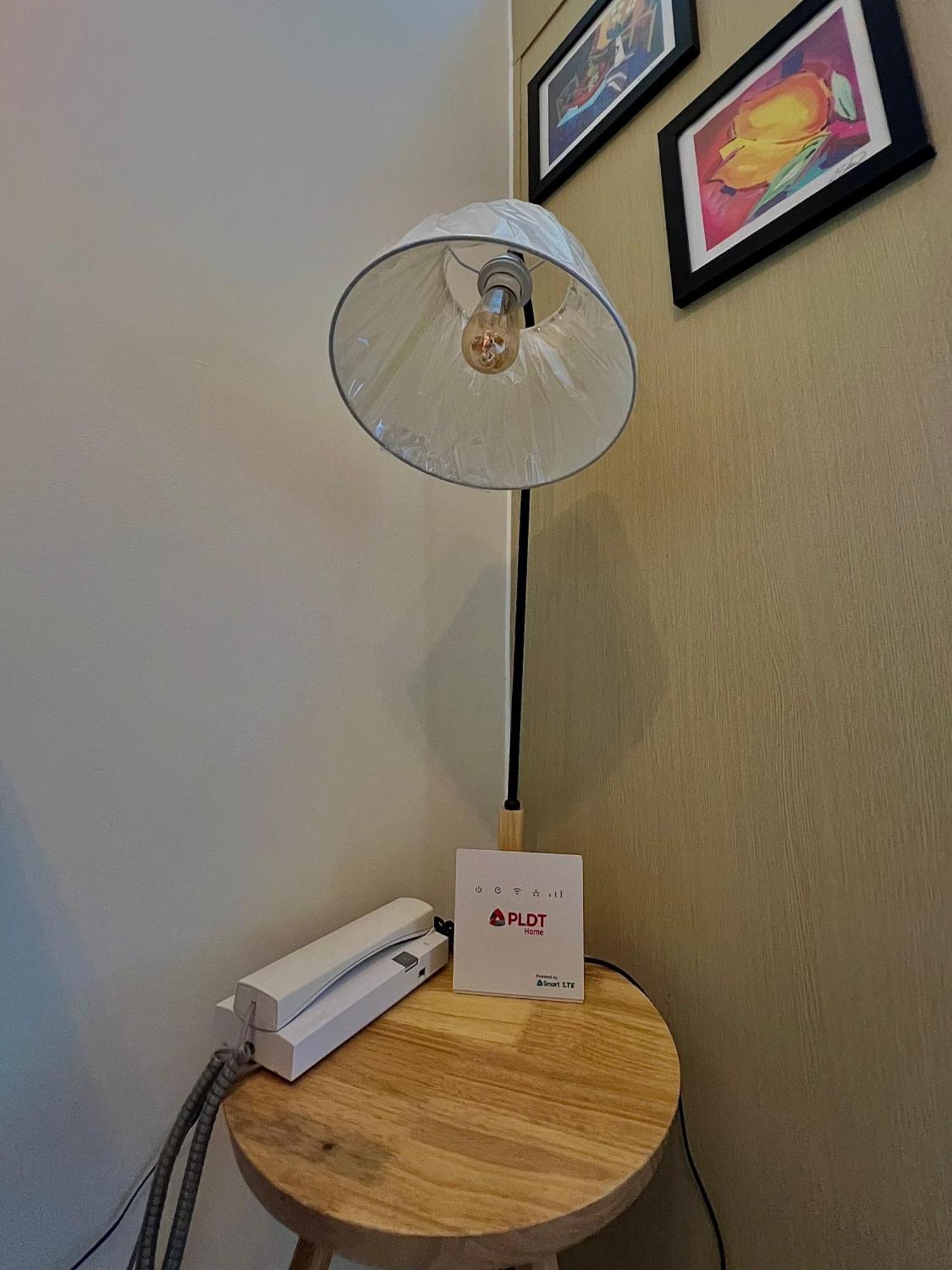 The Pallet House, Wind Residences Tagaytay タガイタイ エクステリア 写真